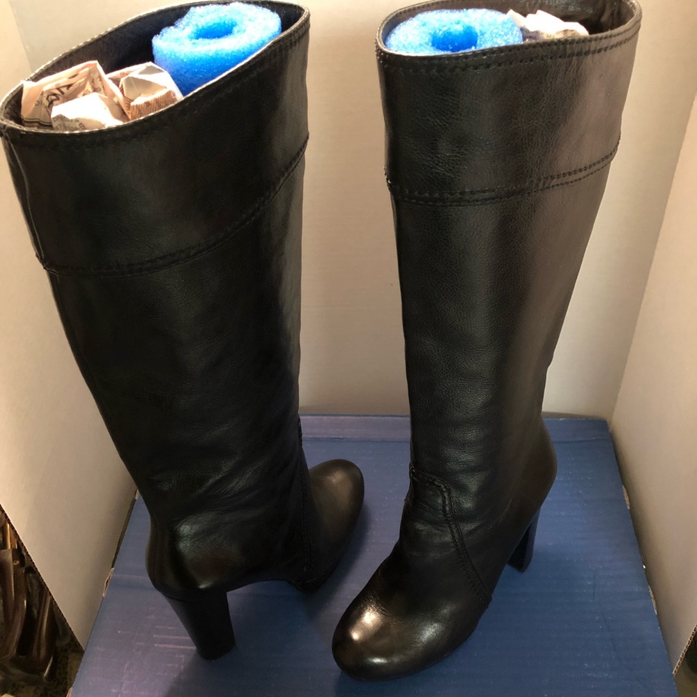 Vince Camuto “Laird” Black Leather Boots, size 7.5